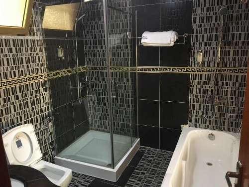 Emmad Apartment Hotel image 30